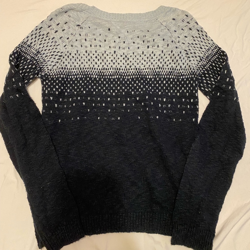 Blue patterned sweater - Picture 2 of 3